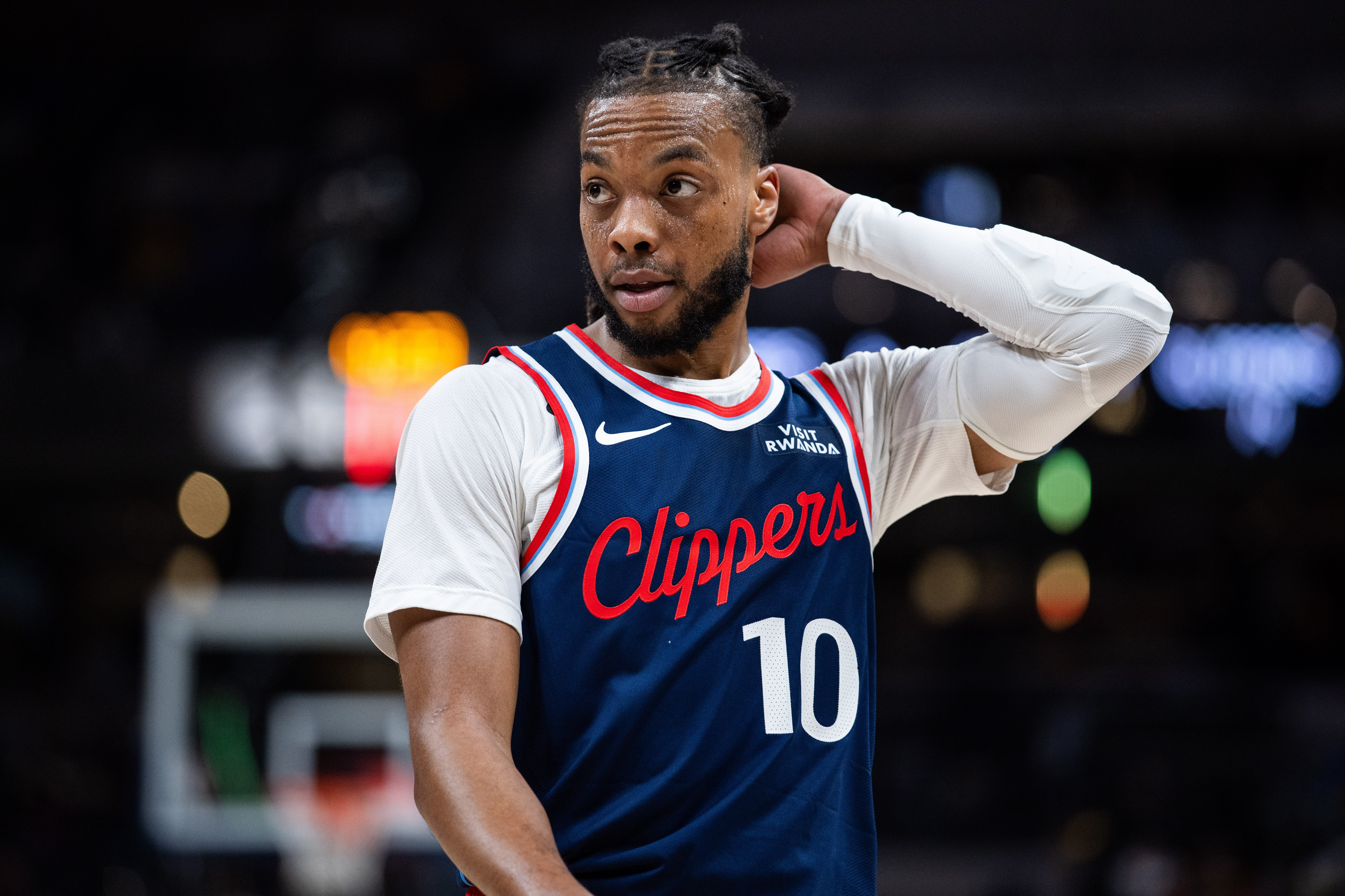 爱游戏体育入口-被追着打！加兰17中7拿20分4助有5失误4犯规 正负值-7