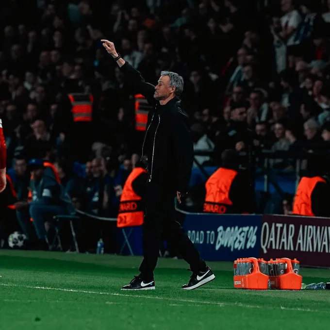 爱游戏平台-恩里克：巴黎理应进更多球；利物浦本赛季首次五后卫挺惊讶